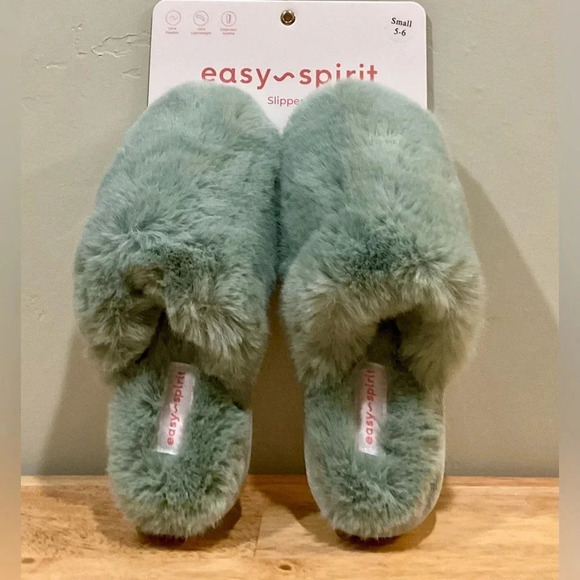 EASY SPIRIT fuzzy green slippers. Women’s size 5/6. Luxurious. NWTS. - Picture 6 of 8